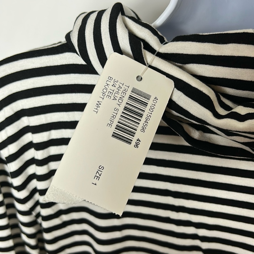 Chico’s Size 1 Women’s Medium Black White Rayon Top Horizontal Stripe Blouse - Picture 3 of 5